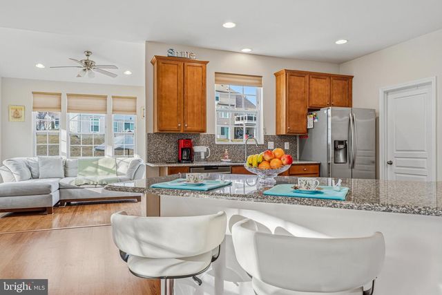 8876 PADDOCK LN, Baltimore, MD 21234