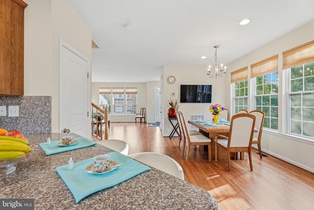 8876 PADDOCK LN, Baltimore, MD 21234