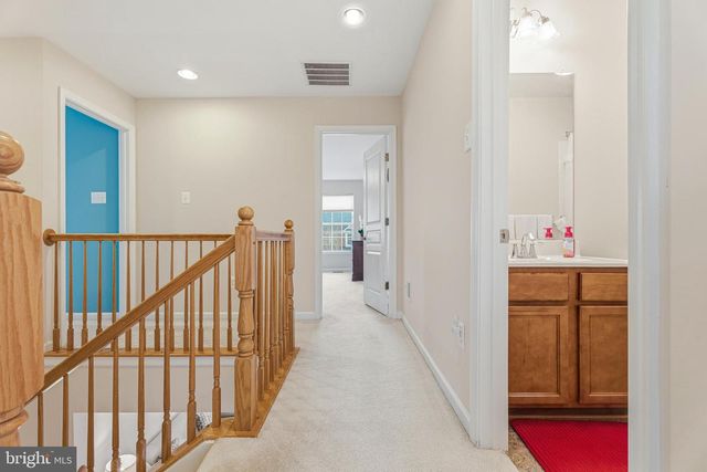 8876 PADDOCK LN, Baltimore, MD 21234