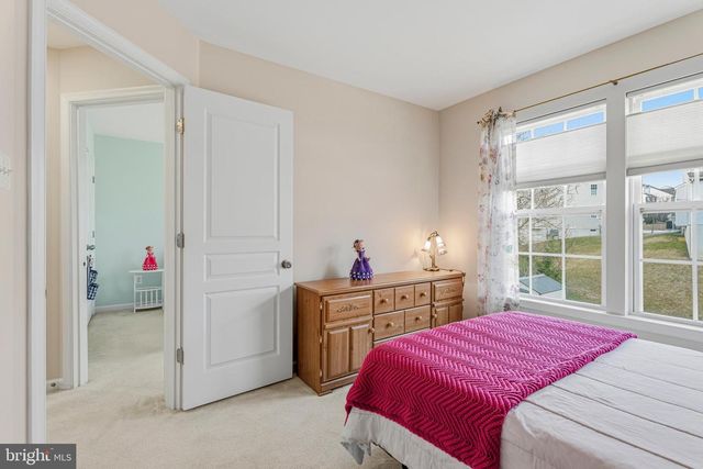 8876 PADDOCK LN, Baltimore, MD 21234