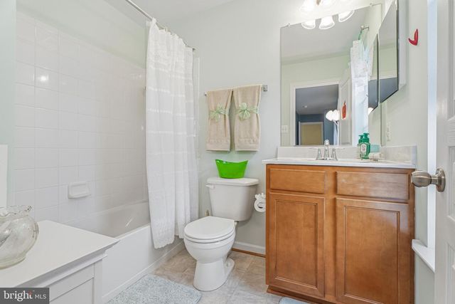 8876 PADDOCK LN, Baltimore, MD 21234