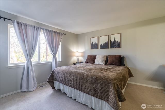 2149 Pleasanton Court SE, Lacey, WA 98503