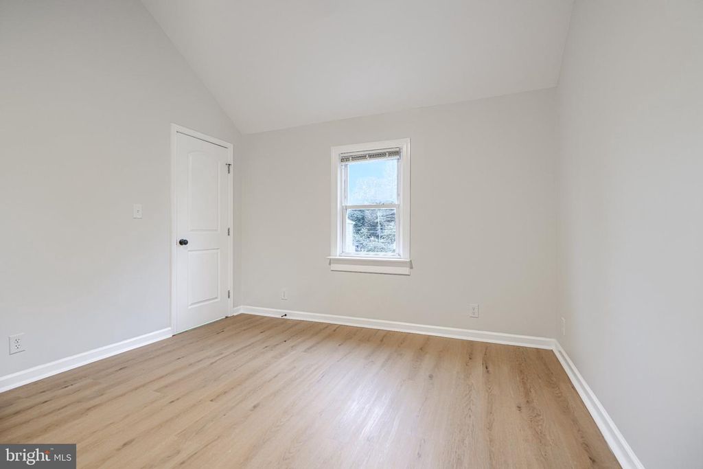 Image 31 of property listing at 143 RIGDON RD, Aberdeen, MD 21001