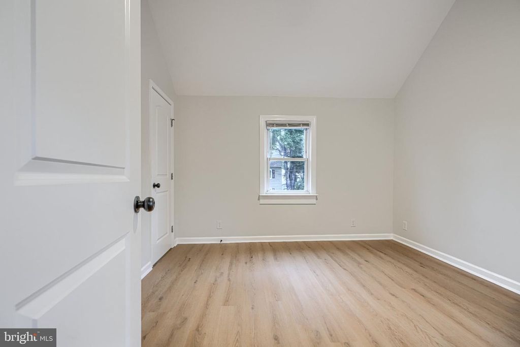 Image 32 of property listing at 143 RIGDON RD, Aberdeen, MD 21001