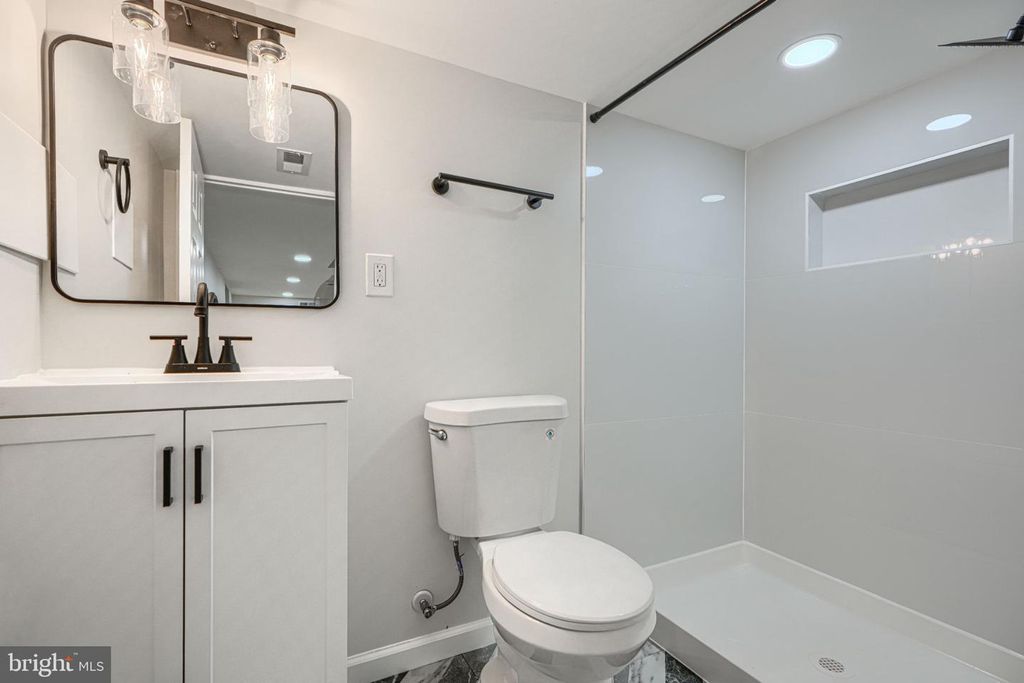 Image 35 of property listing at 143 RIGDON RD, Aberdeen, MD 21001