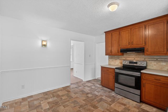 4905 Reigal Wood Road, Durham, NC 27712