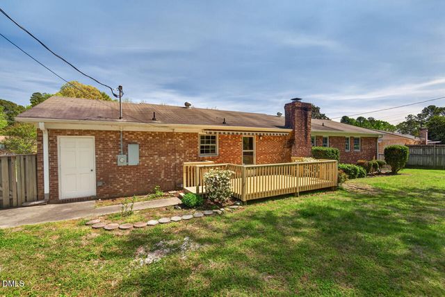 4905 Reigal Wood Road, Durham, NC 27712