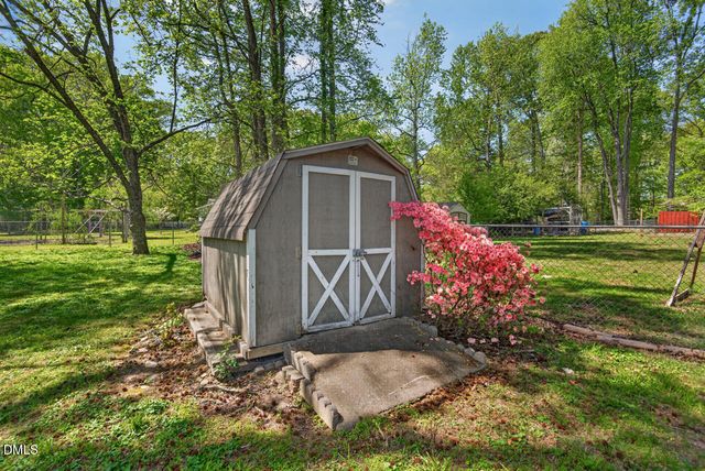 4905 Reigal Wood Road, Durham, NC 27712