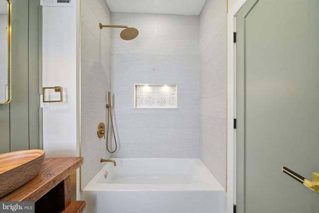 2216 TULIP ST, Philadelphia, PA 19125