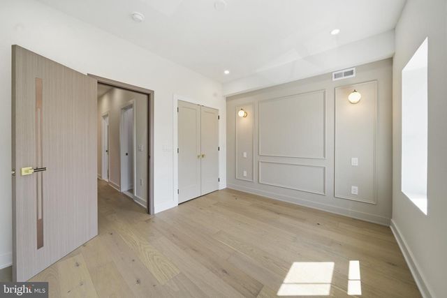 2216 TULIP ST, Philadelphia, PA 19125