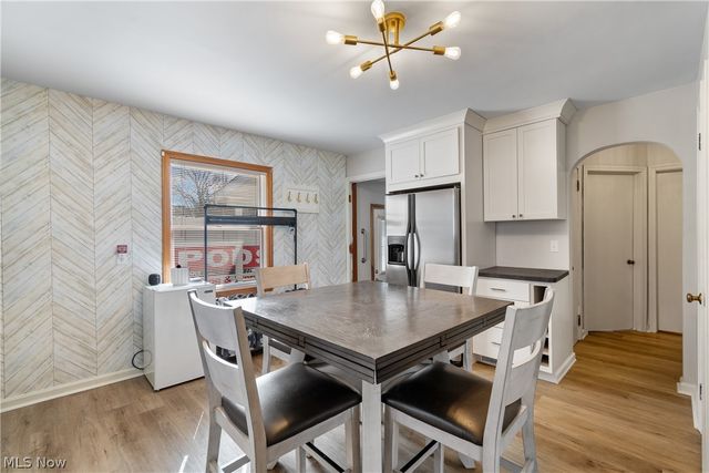 1170 Smith Kramer Street NE, Hartville, OH 44632