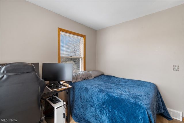 1170 Smith Kramer Street NE, Hartville, OH 44632