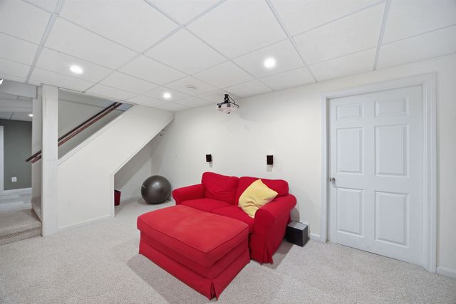1 Flume Street, Concord, NH 03303