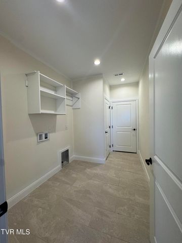 1208 Hawley Road, Blountville, TN 37617