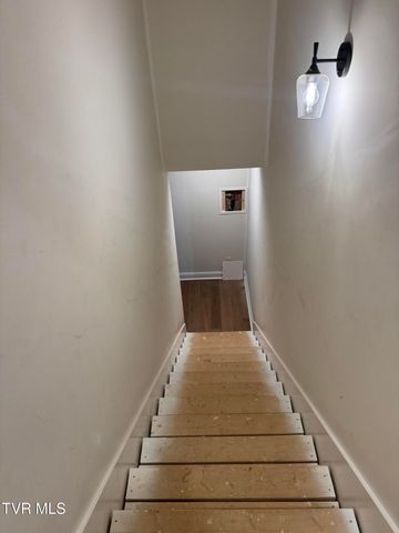 1208 Hawley Road, Blountville, TN 37617