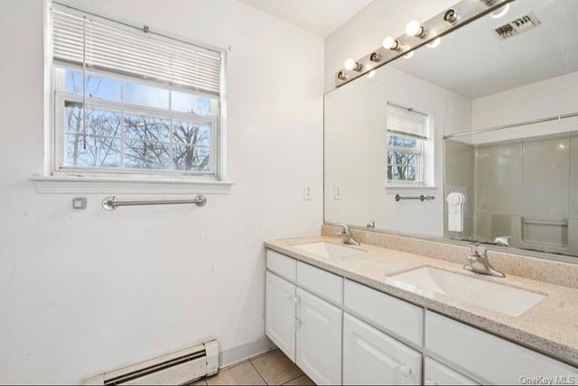 15 Surrey Lane, Harriman, NY 10926