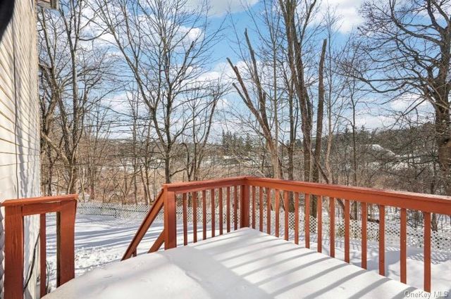 15 Surrey Lane, Harriman, NY 10926