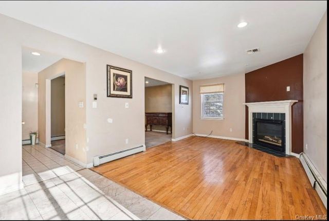 15 Surrey Lane, Harriman, NY 10926