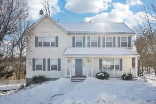 15 Surrey Lane, Harriman, NY 10926