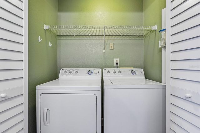 10263 GANDY BOULEVARD N 406, St Petersburg, FL 33702
