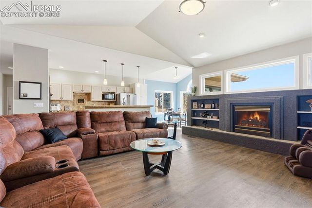 17375 Leggins Way, Monument, CO 80132