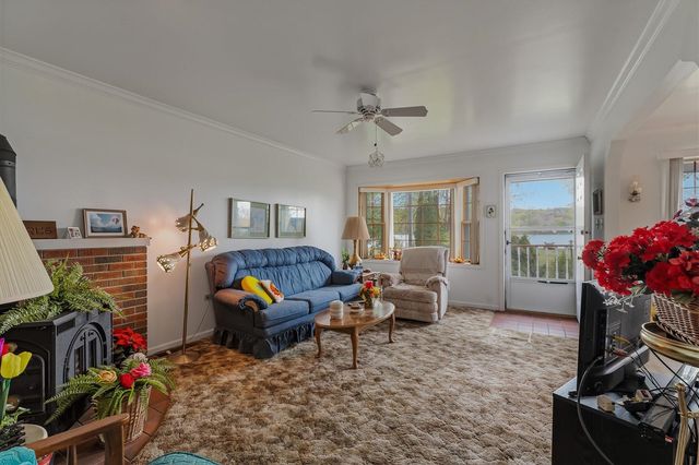 65351 E Peninsula Drive, Cassopolis, MI 49031