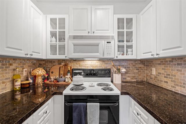 45 Antilla Ave 3C, Coral Gables, FL 33134