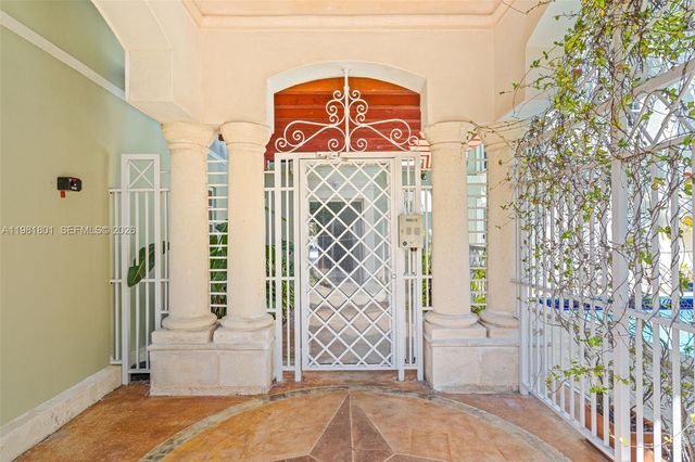 45 Antilla Ave 3C, Coral Gables, FL 33134