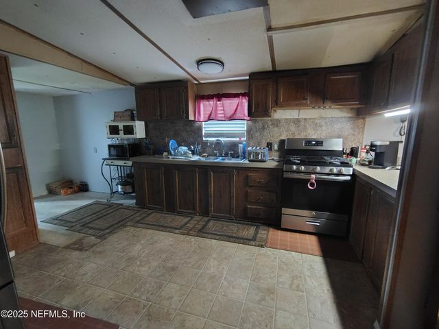 118 BOVONA Place, Palatka, FL 32177