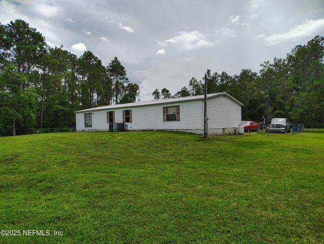 118 BOVONA Place, Palatka, FL 32177