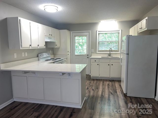 374 Water Street 6, Mooresville, NC 28115