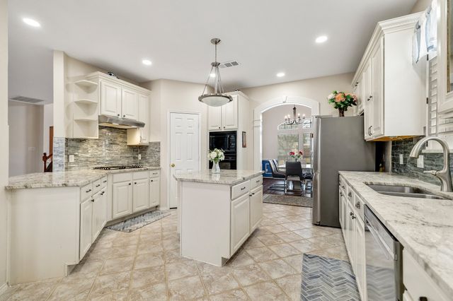 3921 Harrison Court, Carrollton, TX 75010