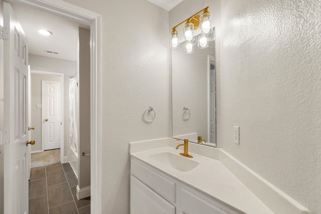 3921 Harrison Court, Carrollton, TX 75010