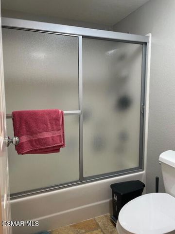 5744 Oak Bend Lane 305, Oak Park, CA 91377