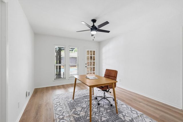 413 Blue Jay Court, Bedford, TX 76021