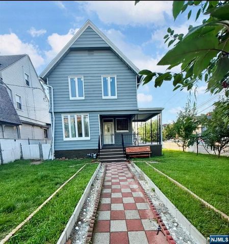 39 Pangborn Place, Hackensack, NJ 07601