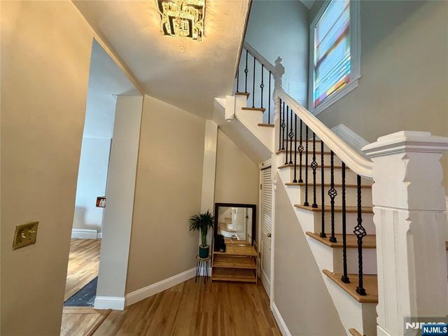 39 Pangborn Place, Hackensack, NJ 07601