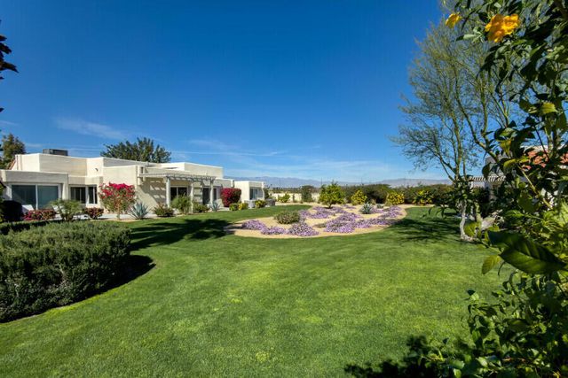 6110 Saint Andrews Plaza, Palm Springs, CA 92264