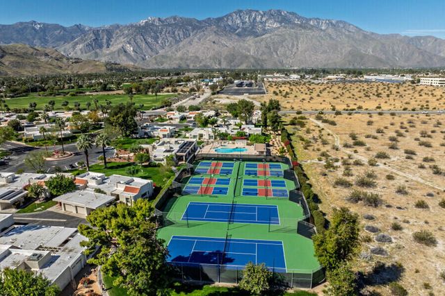 6110 Saint Andrews Plaza, Palm Springs, CA 92264