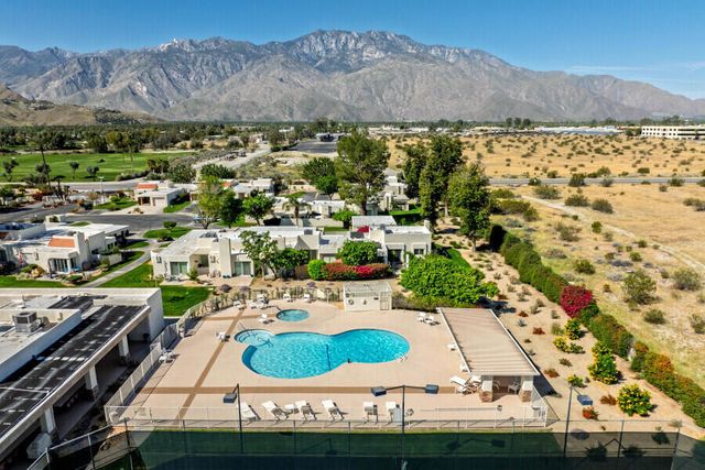 6110 Saint Andrews Plaza, Palm Springs, CA 92264