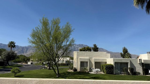 6110 Saint Andrews Plaza, Palm Springs, CA 92264