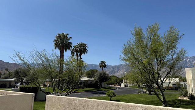 6110 Saint Andrews Plaza, Palm Springs, CA 92264