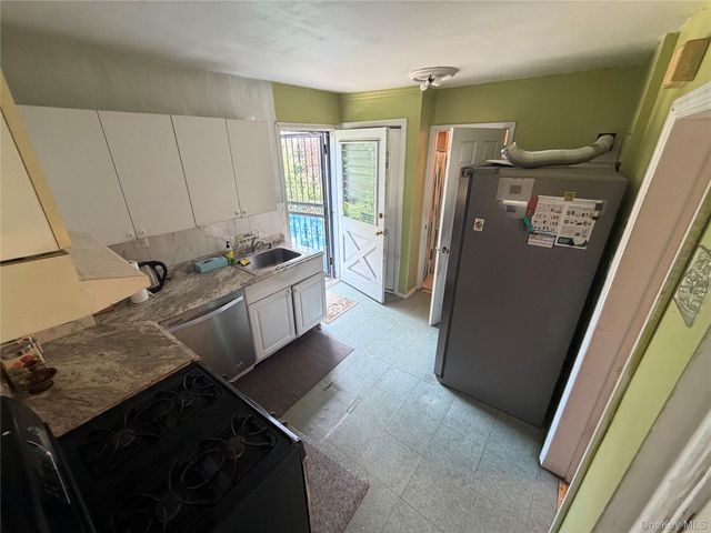39-68 59th Street, Woodside, NY 11377