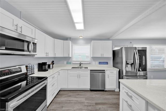 16890 Banyon DR, Fort Myers, FL 33908