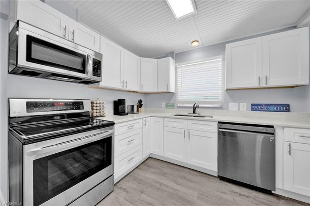 16890 Banyon DR, Fort Myers, FL 33908