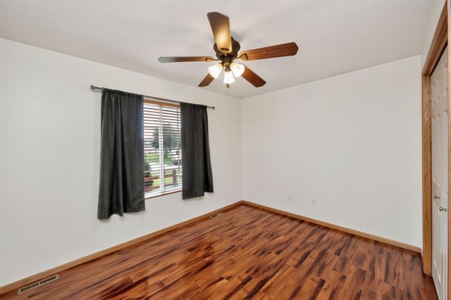 313 4th Street NW, Altoona, IA 50009