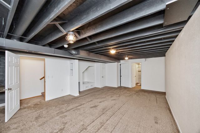 313 4th Street NW, Altoona, IA 50009