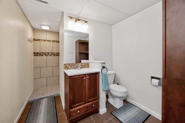 313 4th Street NW, Altoona, IA 50009