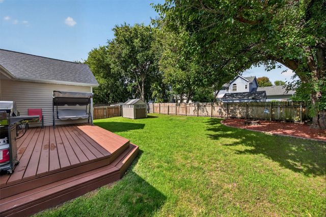 313 4th Street NW, Altoona, IA 50009