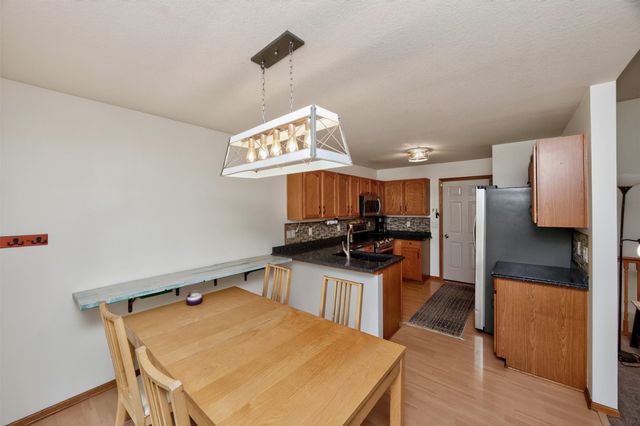 313 4th Street NW, Altoona, IA 50009